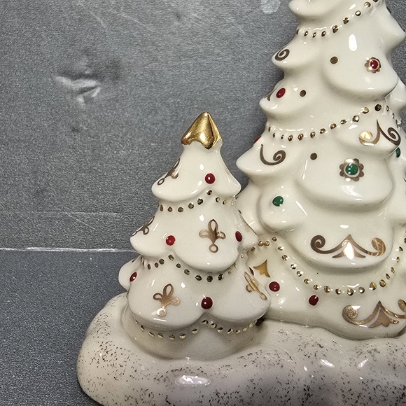 Lenox China Trees 2007 MISTLETOE PARK Village Treasures Sculpture - Picture 5 of 11